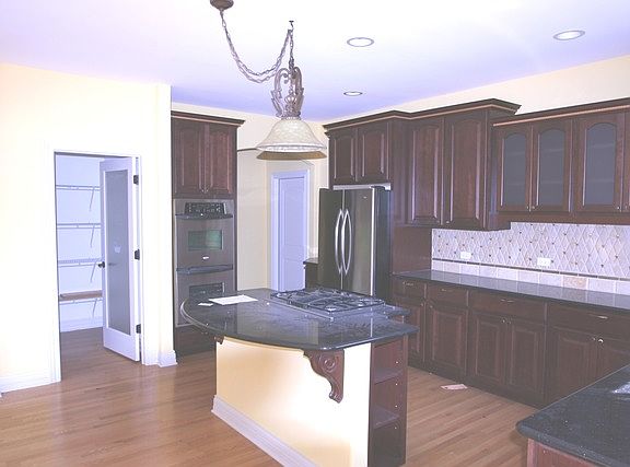 3rd image of 21868 Bay Hill Ct