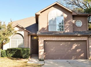 1800 Hunters Ridge Dr, Grapevine, TX 76051