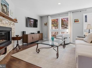808 Carpenter St Unit C, Philadelphia, PA 19147