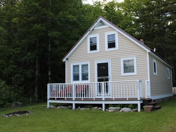 469 Beach Road, Woodford, VT 05201