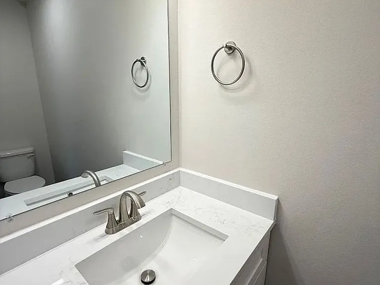 16875 Hanson Dr — Photo 19