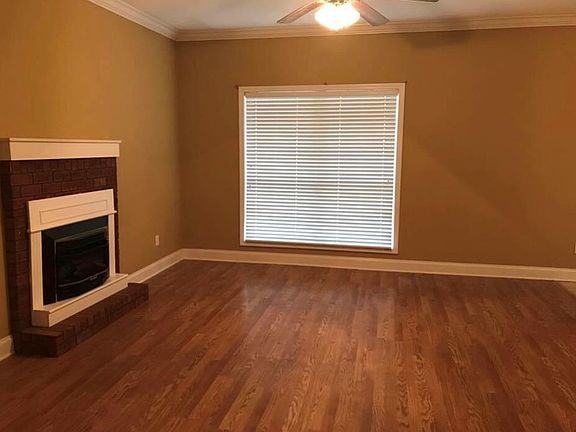 5th image of 134 Twin Gates Dr