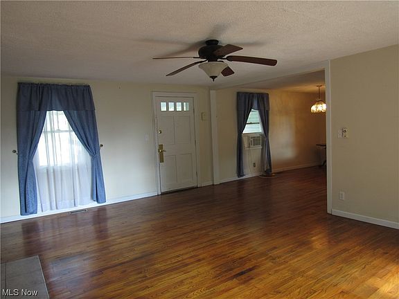 4th image of 1155 East Blvd