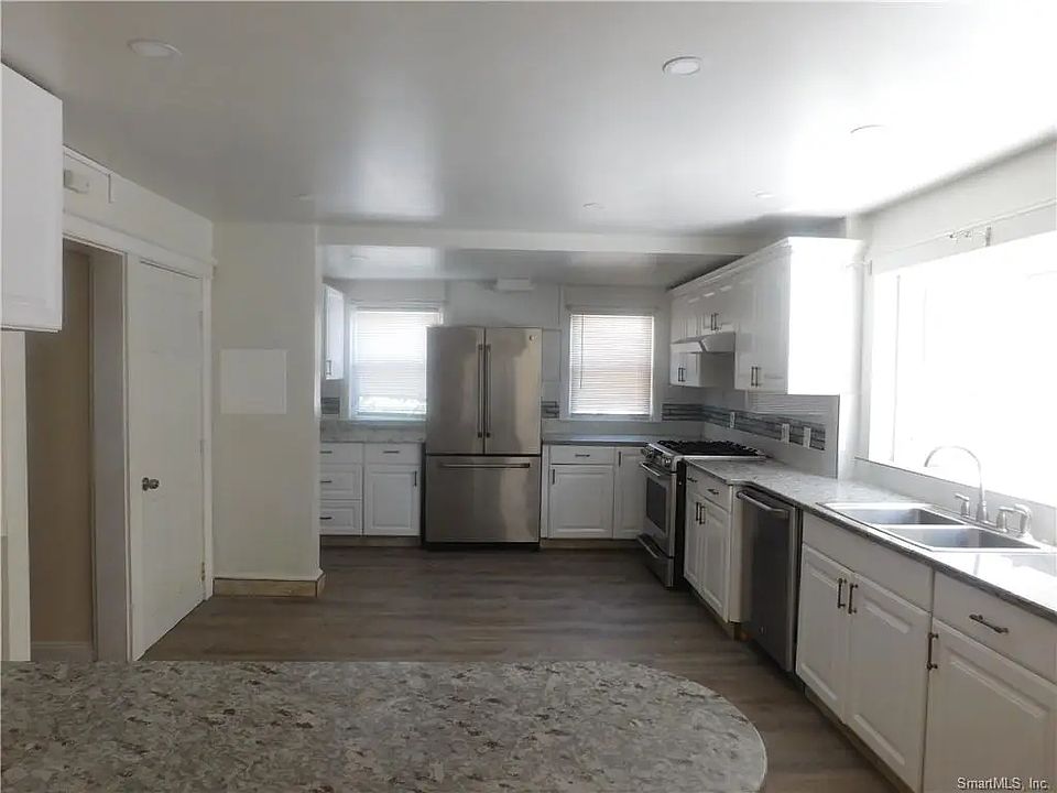 1st image of 47 Anderson St
