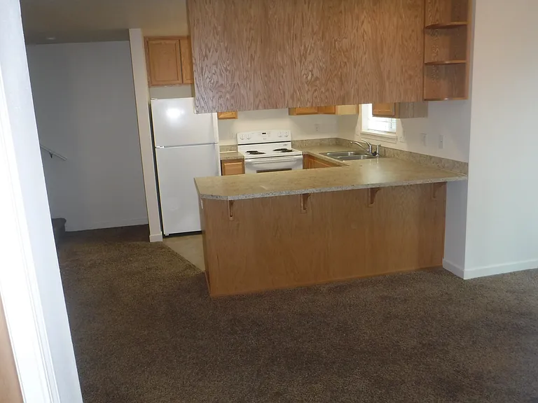 4130 Henry Ct #B — Photo 4
