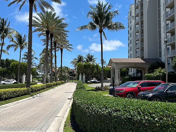 2nd image of 3606 S Ocean Blvd APT 304