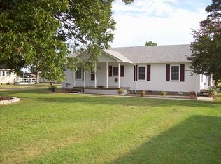 2721 Peartree Rd, Elizabeth City, NC 27909