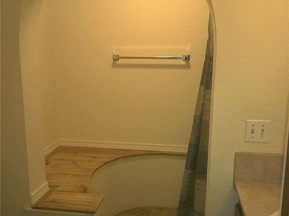 3rd image of 16202 13th Avenue Ct E