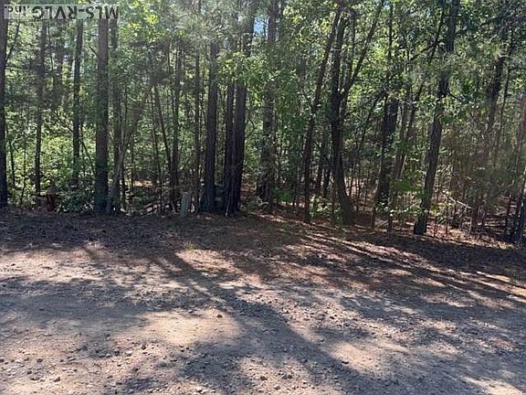 4th image of 16-18 Shadow Brook Shores Dr