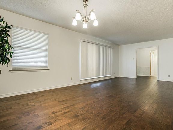 5th image of 1514 Hiawatha Way