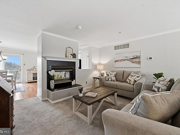 5th image of 304 Huntington Ct #62