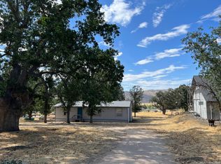 17821 Hambletonian Dr, Tehachapi, CA 93561