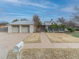 9205 Lynnhaven Ave, Lubbock, TX 79423
