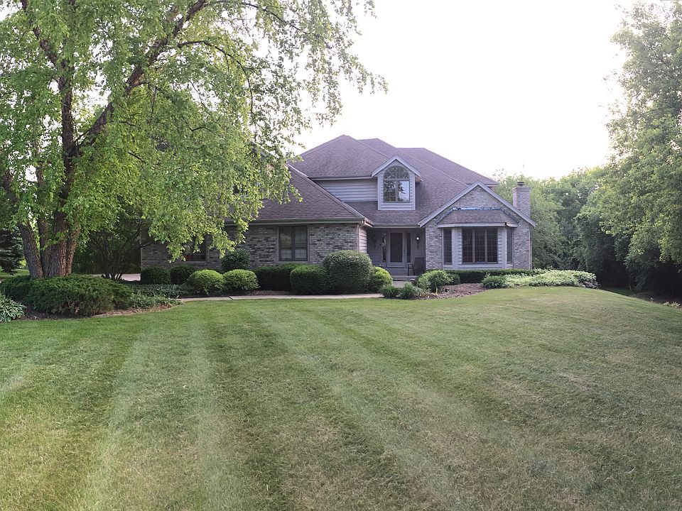 1st image of N49W28695 Chardon Dr