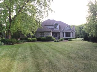 N49W28695 Chardon Dr, Hartland, WI 53029