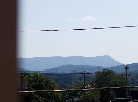 3rd image of 1028 Toppin Blvd