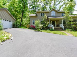 3521 Fox Creek Rd, Louisville, TN 37777