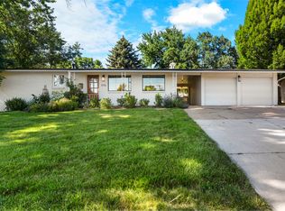 1556 Shadow Valley Dr, Ogden, UT 84403