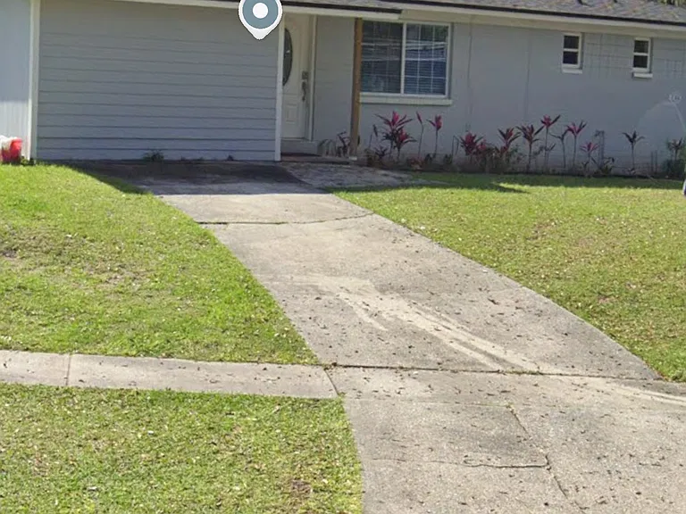 299 Lee Dr — Photo 1