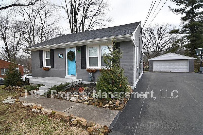 1st image of 10815 Alberta Dr