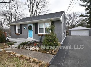 10815 Alberta Dr, Fairdale, KY 40118
