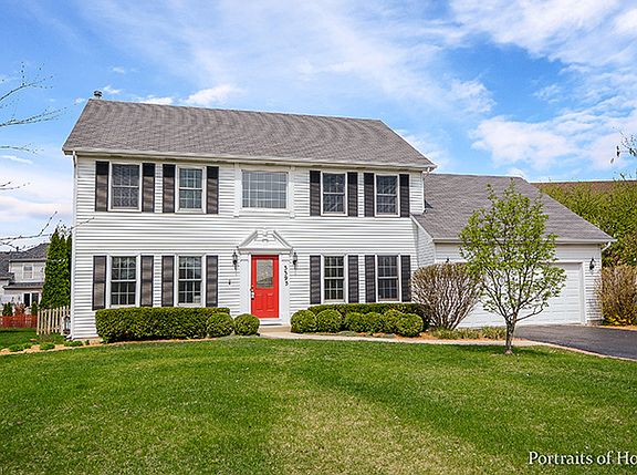 2nd image of 3395 Charlemaine Dr