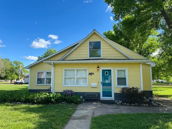 1025 E 7th Ave, Mitchell, SD 57301