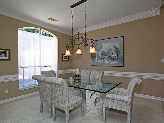 4th image of 60 Waterberry Ct
