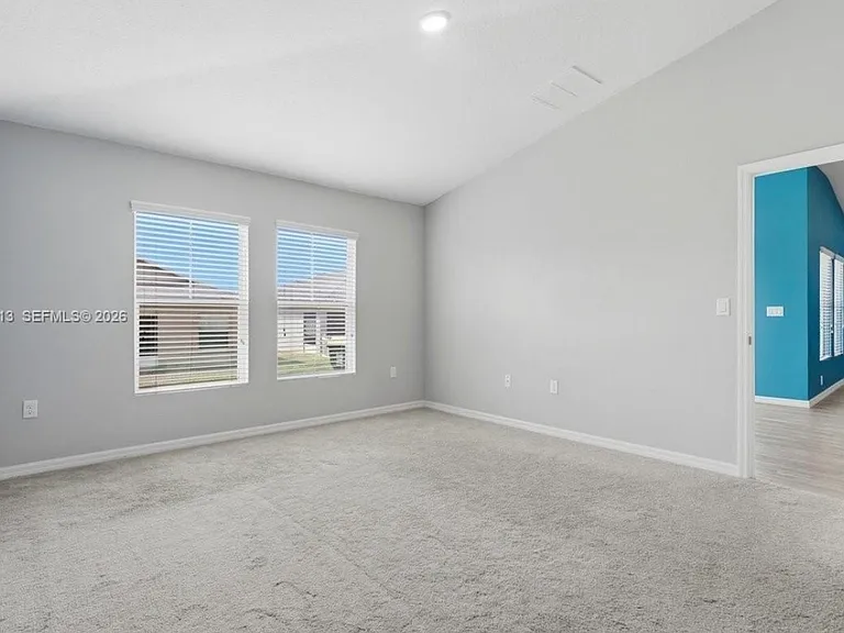 1536 Axel Cir — Photo 18
