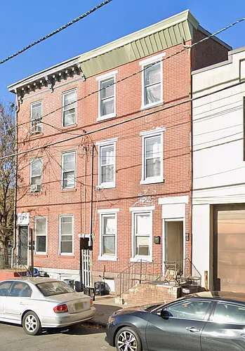 111 Calhoun St #2 Photo 1