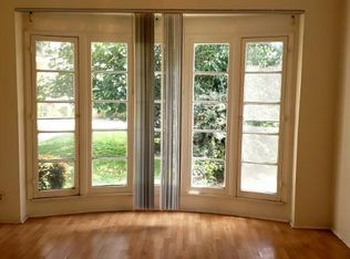 1045 S Westmoreland Ave, Los Angeles, CA 90006