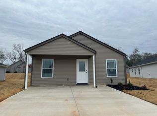528 Molly Parker Ln, Spartanburg, SC 29301