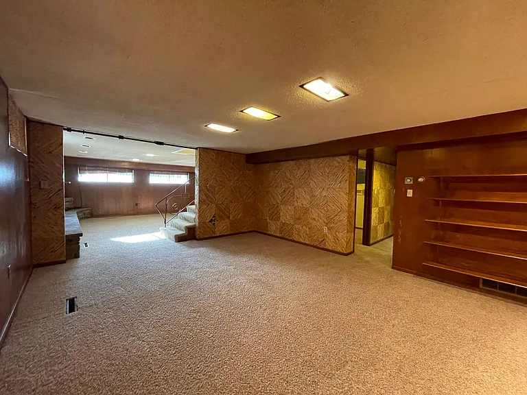 1124 Birch Ln — Photo 36