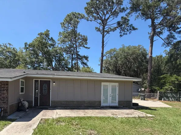 167 Cherokee Cir, Hinesville, GA 31313