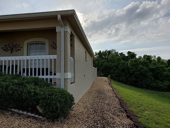 3rd image of 204 Monaco Dr