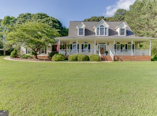 1845 Maddox Rd, Hoschton, GA 30548