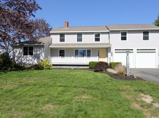 25 Old Neck Rd, Scarborough, ME 04074