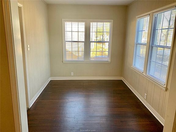 5th image of 1008 Milner Dr