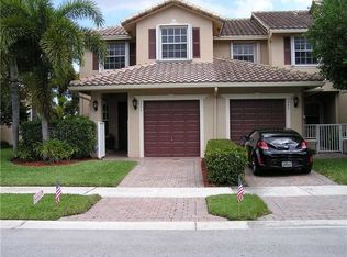 3395 Lakeside Dr, Davie, FL 33328