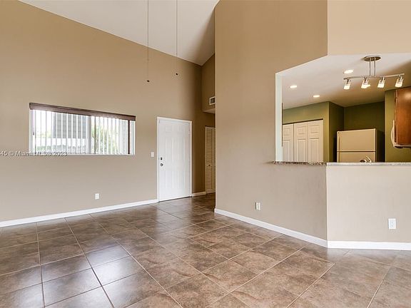 3rd image of 3437 NW 44th St APT 207