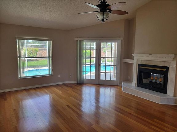 3rd image of 2735 Eagle Lake Dr