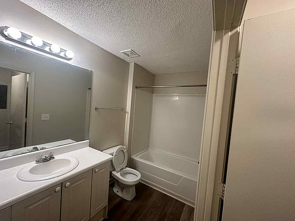 5th image of 571 Plaza Dr #414-C