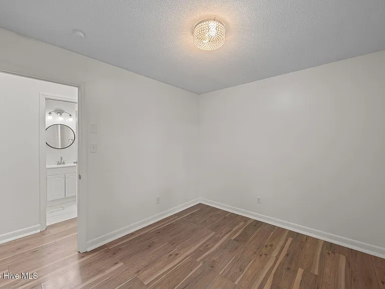 74 Cedar Rd — Photo 20