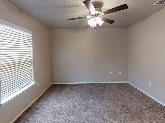 5th image of 814 W 17th St #0
