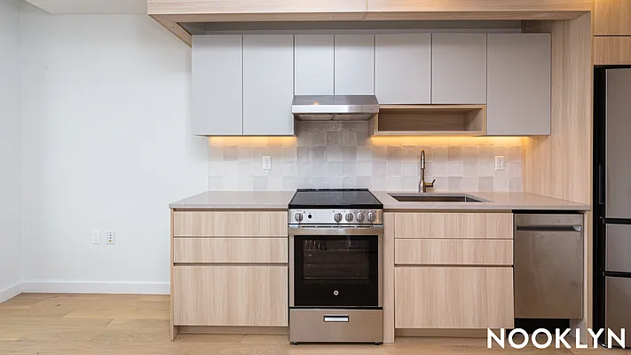 Rented by Nooklyn NYC LLC | media 39