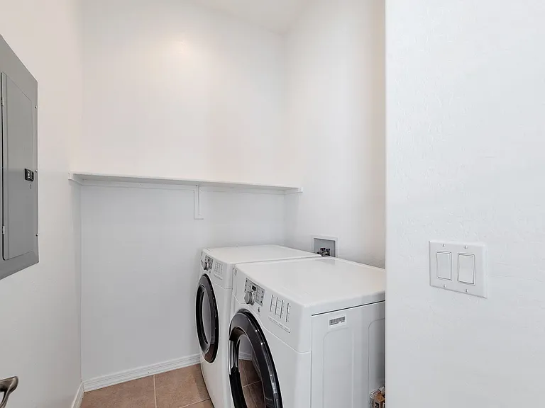 10055 N 142nd St #1330 — Photo 14