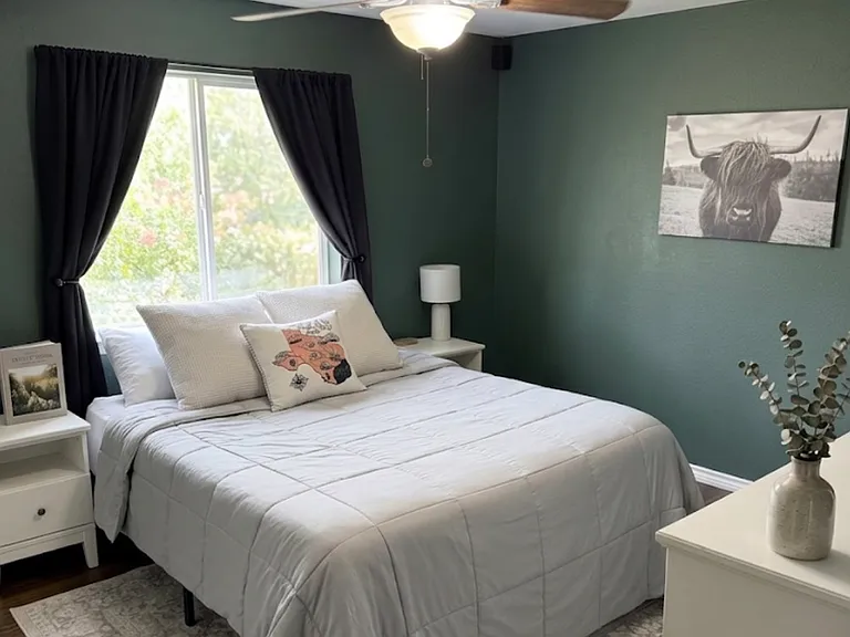 4002 Commonwealth Dr — Photo 16