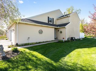 1003 Wheatstone Dr, Mishawaka, IN