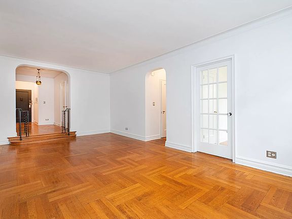 3rd image of 325 E 77th St APT 5B