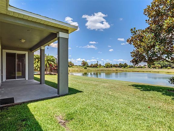 5th image of 15109 Spinnaker Cove Ln